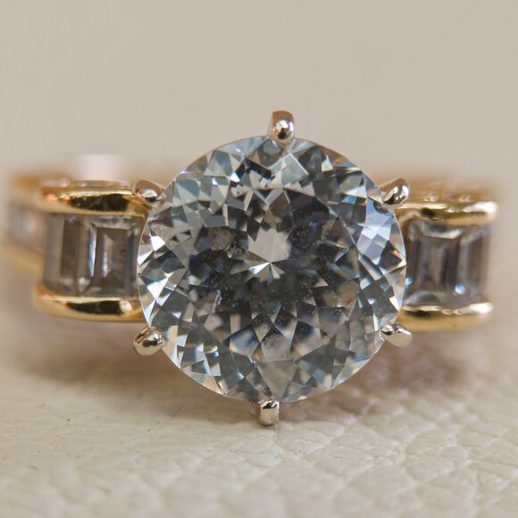 14K Gold Y2K Statement Ring with 9mm Portuguese-Cut CZ - Picture 11 of 12